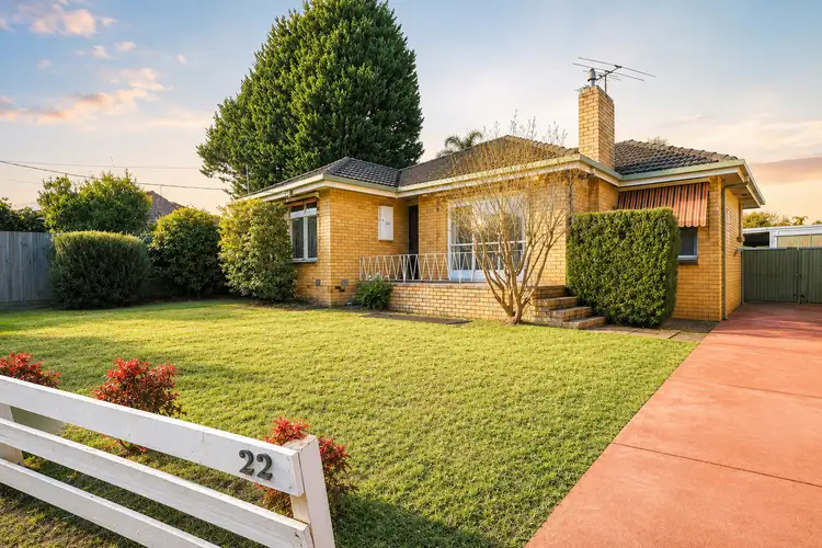 22 James Rd