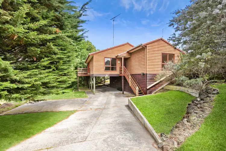 96 Beacon Point Rd