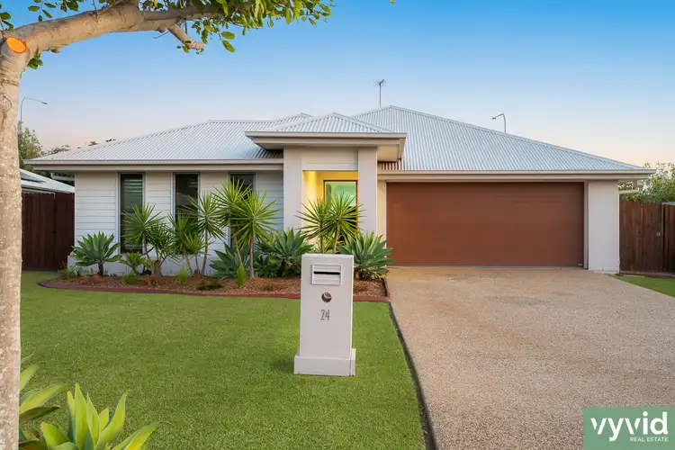 24 Bellbird Cct