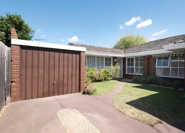 3 Fletcher St