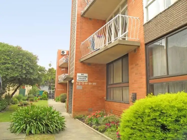 9/6 Eldridge St, Footscray VIC 3011