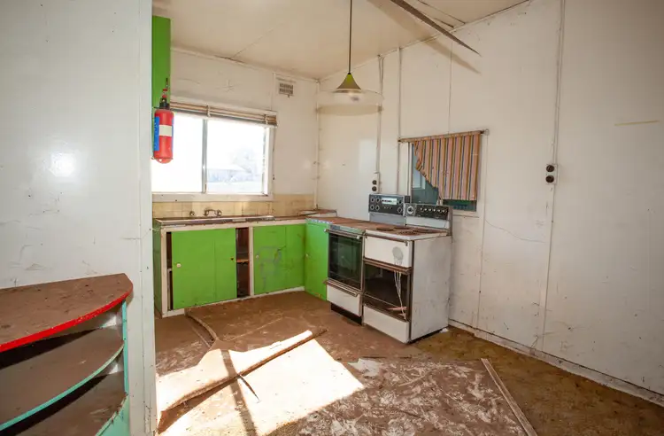 Third view of Homely house listing, 122-124 Simpson Street, Wellington NSW 2820
