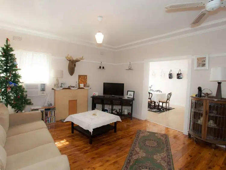 Second view of Homely house listing, 123 Warne St, Wellington NSW 2820