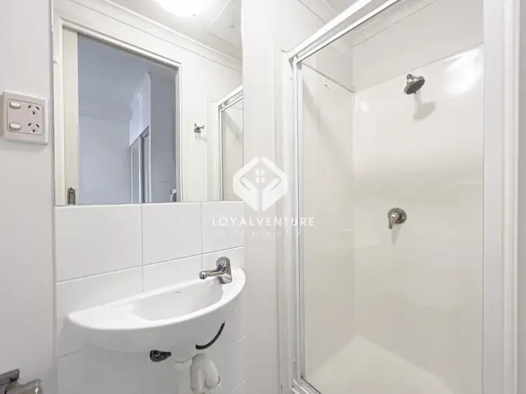 Fourth view of Homely apartment listing, 666/488 Swanston St, Carlton VIC 3053