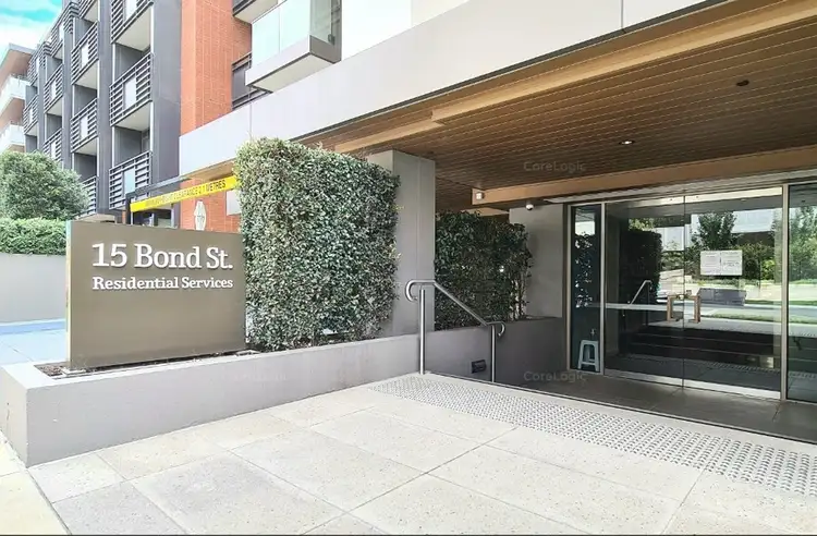 15 Bond Street