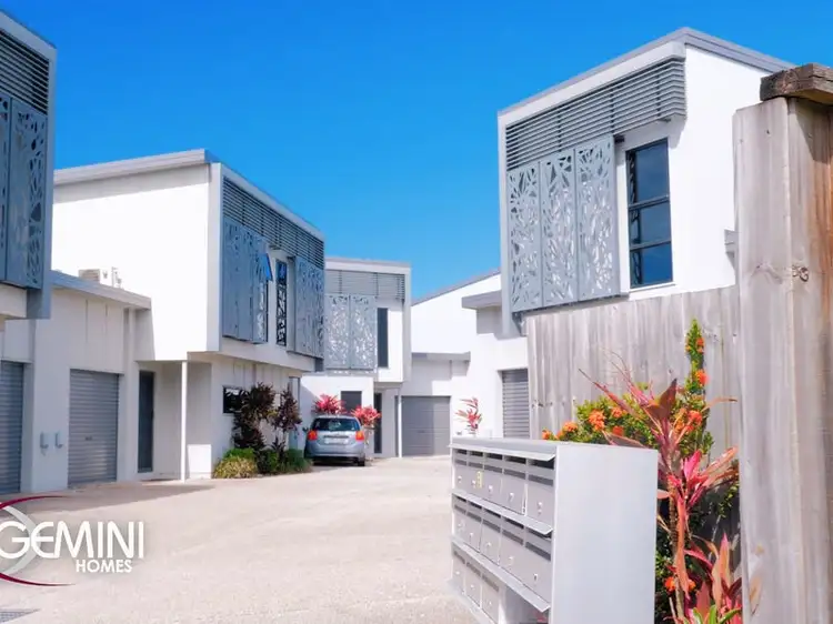 Third view of Homely other listing, 2-4 Makybe Diva Dr, Ooralea QLD 4740