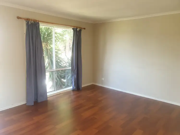 Second view of Homely house listing, 5 Cumulus Court, Hampton Park VIC 3976