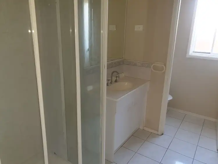 Fifth view of Homely house listing, 5 Cumulus Court, Hampton Park VIC 3976