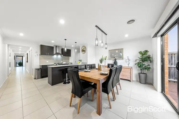 Fourth view of Homely house listing, 14 Valencia Circuit, Cranbourne VIC 3977