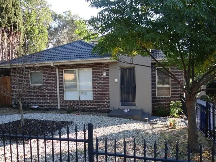 1/2 Second Ave, Box Hill North VIC 3129