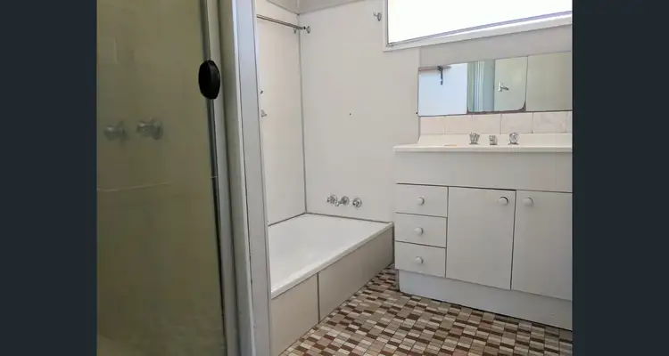 Fifth view of Homely house listing, 50 Pareena Cres, Mansfield QLD 4122