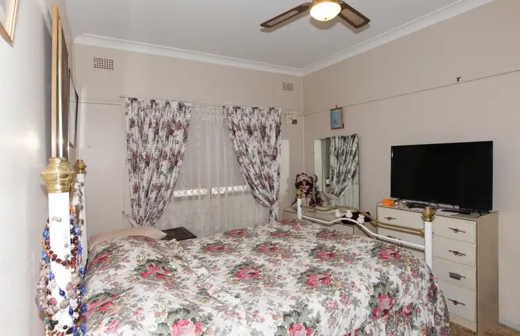 Sixth view of Homely house listing, 22 Dibbs St, Wellington NSW 2820