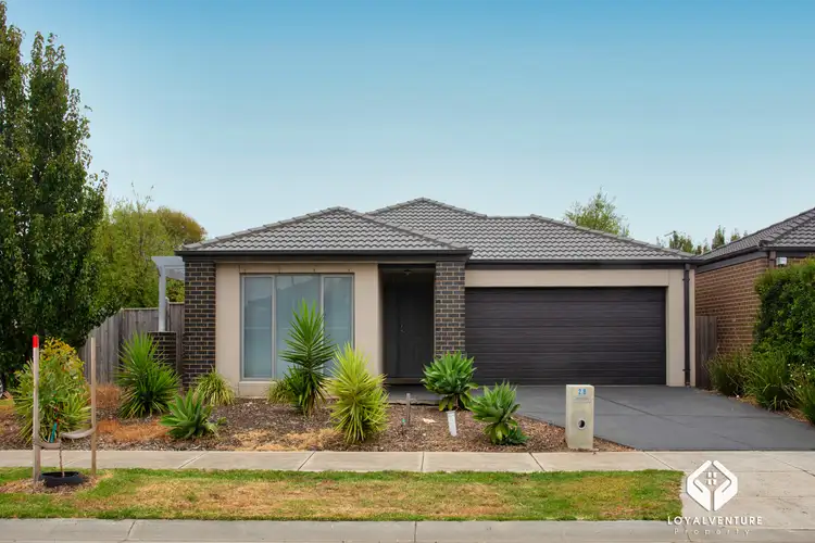 28 Solitude Cres, Point Cook VIC 3030