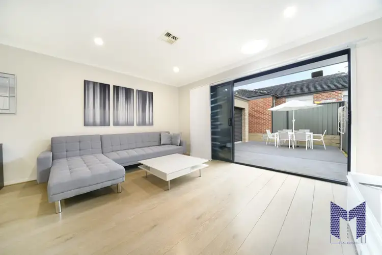 12 Delta Dr, Craigieburn VIC 3064