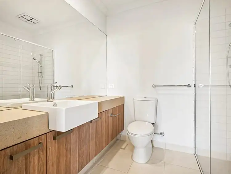 Fourth view of Homely townhouse listing, 17 Lapis Walk, Craigieburn VIC 3064