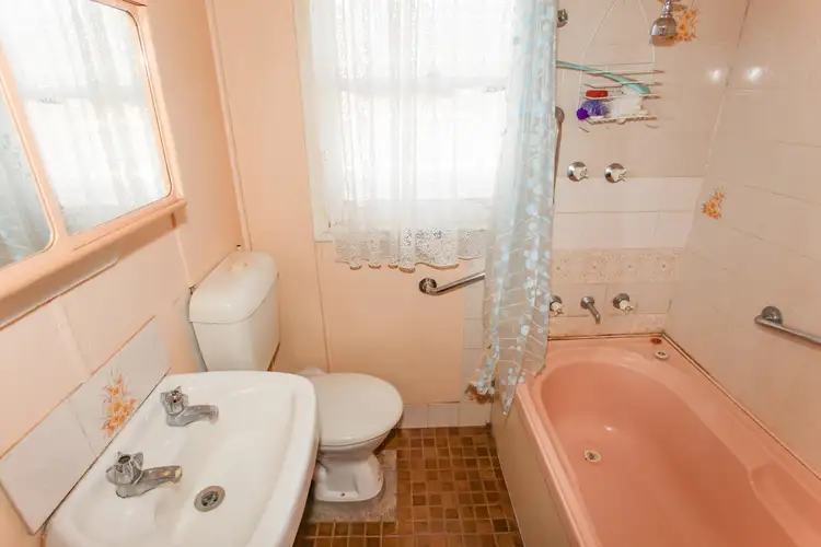 Seventh view of Homely house listing, 35 Short St, Wellington NSW 2820