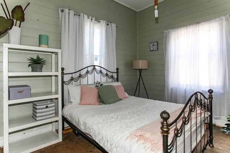 Fifth view of Homely house listing, 8 Clive St, Wellington NSW 2820