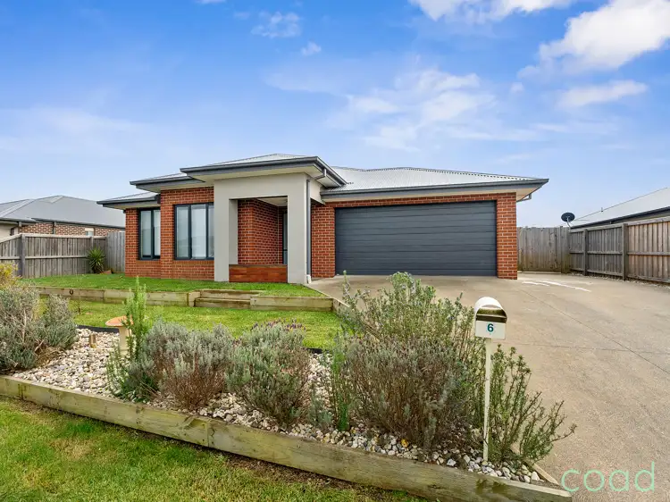 6 Dianella Way