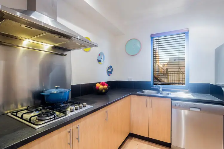 Fifth view of Homely unit listing, UNIT 3/333 CHARLES STREET, North Perth WA 6006
