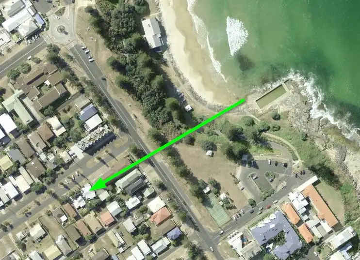 4 BEACH STREET, Yamba NSW 2464