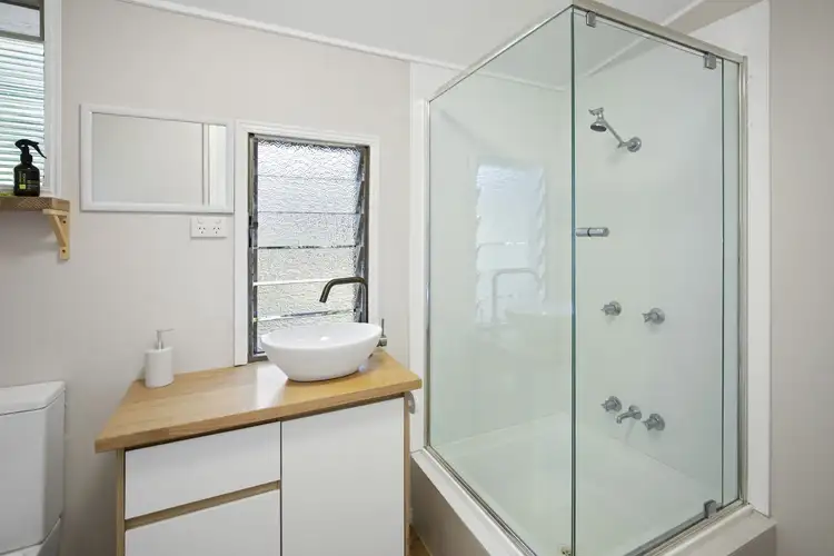 Seventh view of Homely house listing, 84 RAWSON STREET, Boonooroo QLD 4650