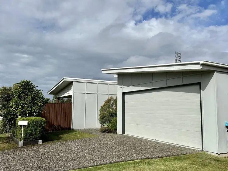 Second view of Homely semi-detached listing, UNIT 1/36 CAPRICORN CRESCENT, Meridan Plains QLD 4551