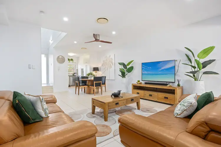 Fifth view of Homely townhouse listing, UNIT 3/136 PULGUL STREET, Urangan QLD 4655