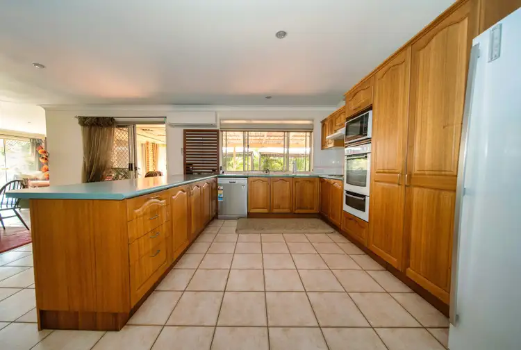 Sixth view of Homely house listing, 11 BOUGAINVILLEA STREET, Calamvale QLD 4116