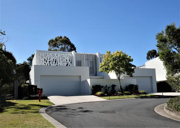 10011 BOULEVARDE LANE, Benowa QLD 4217
