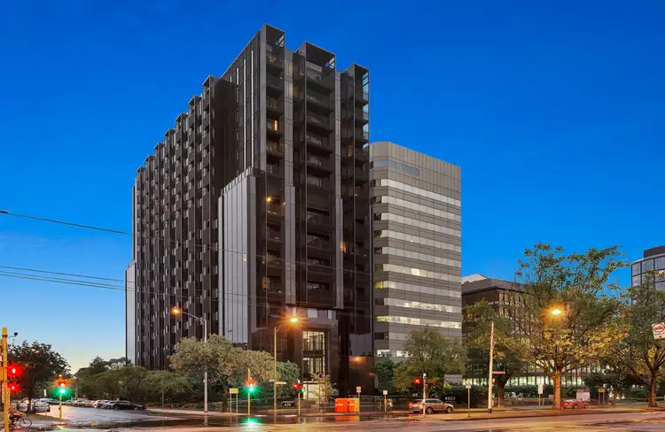 UNIT 1403/470 ST KILDA ROAD, Melbourne VIC 3004