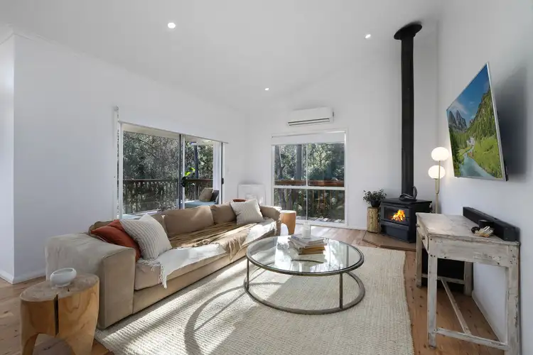 Fifth view of Homely house listing, 2 DRIFTWOOD AVENUE, Narara NSW 2250