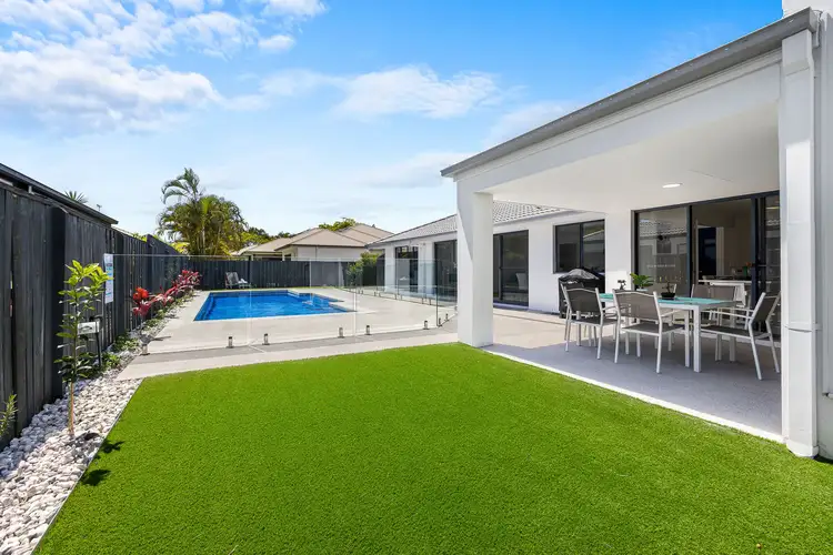 16 MARLIN DRIVE, Noosaville QLD 4566