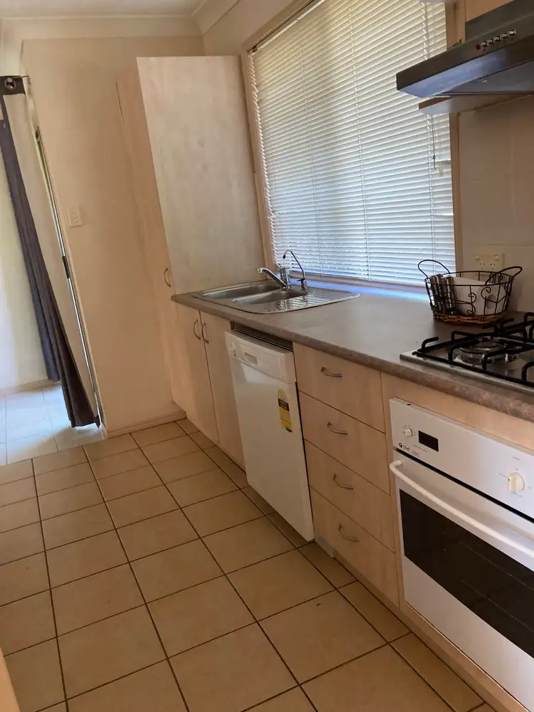 Seventh view of Homely unit listing, UNIT 4/206 WEST AVENUE, Wynnum QLD 4178