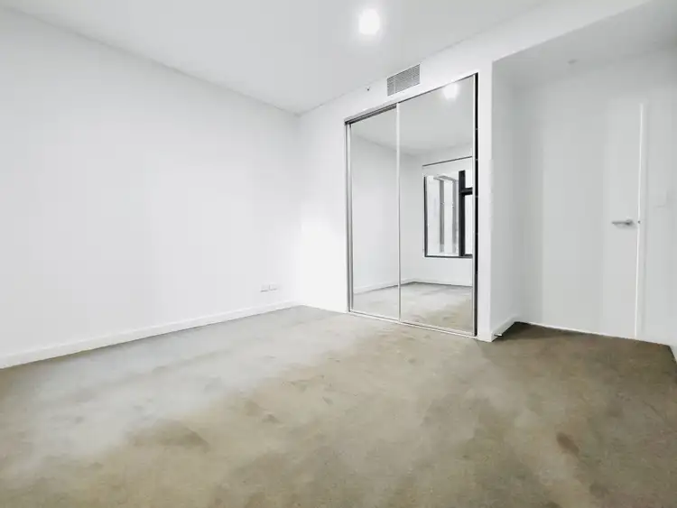 Fifth view of Homely unit listing, UNIT 605/6 BUNMARRA STREET, Rosebery NSW 2018