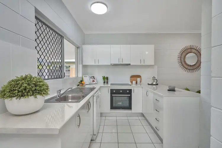 Third view of Homely house listing, 31 FRANKSTON STREET, Kewarra Beach QLD 4879