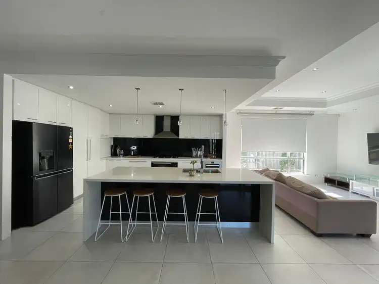62 EDGECOMBE PASS, Aveley WA 6069
