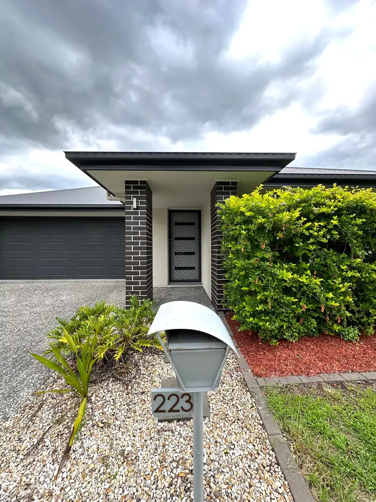 223 WOODLINE DRIVE, Spring Mountain QLD 4300