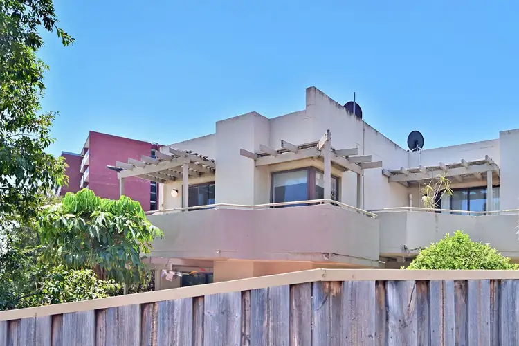 Second view of Homely apartment listing, UNIT 4/100 MCMASTER STREET, Victoria Park WA 6100