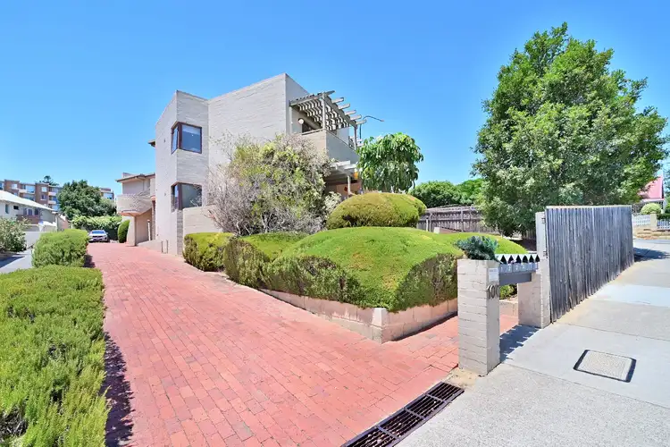 Third view of Homely apartment listing, UNIT 4/100 MCMASTER STREET, Victoria Park WA 6100