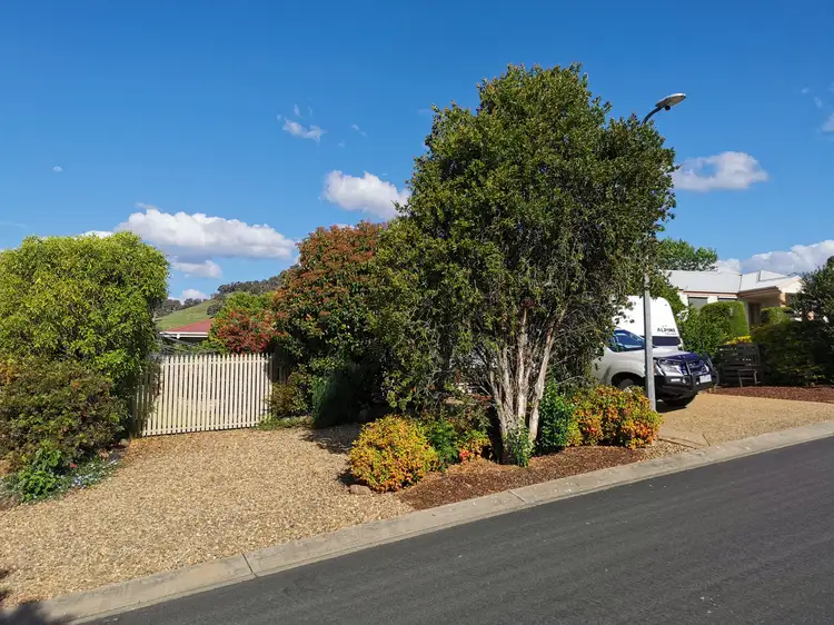 9 MACKENZIE CRESCENT, Wodonga VIC 3690