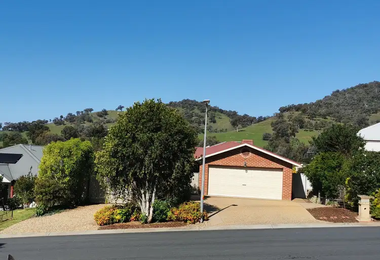 Second view of Homely house listing, 9 MACKENZIE CRESCENT, Wodonga VIC 3690