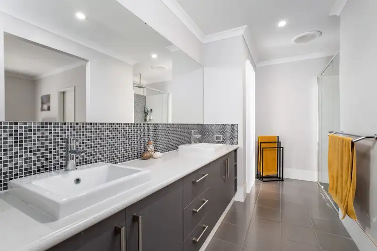 Sixth view of Homely house listing, 17 WHIMBREL VISTA, Tapping WA 6065