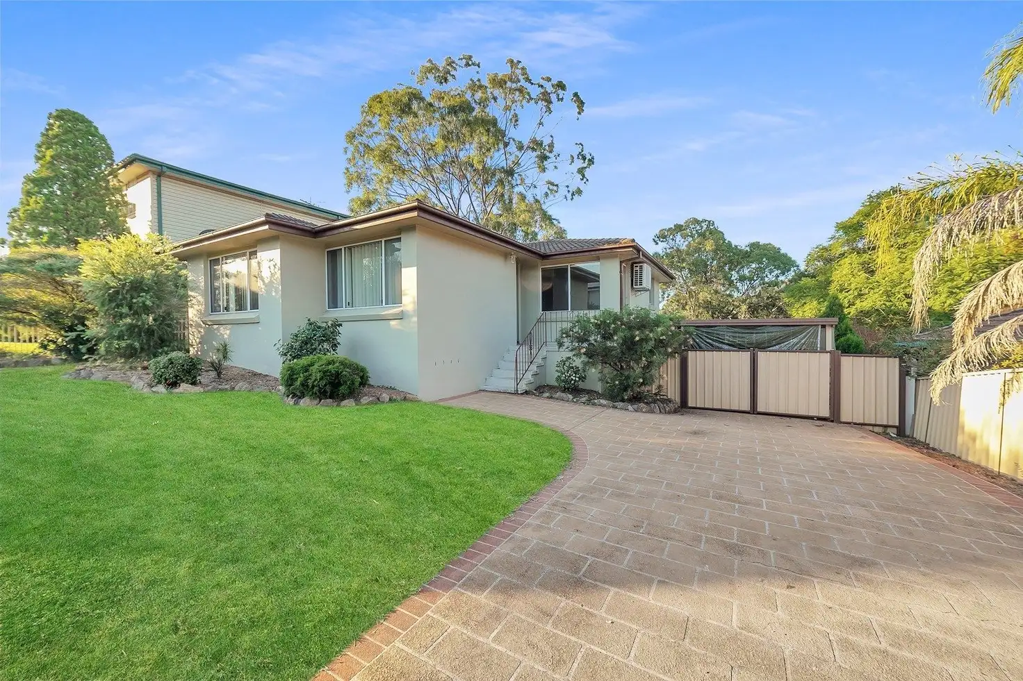 Main view of Homely house listing, 33 LILLYVICKS CRESCENT, Ambarvale NSW 2560