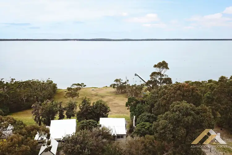 Second view of Homely unit listing, UNIT 5/200 WATTLE POINT ROAD, Forge Creek VIC 3875