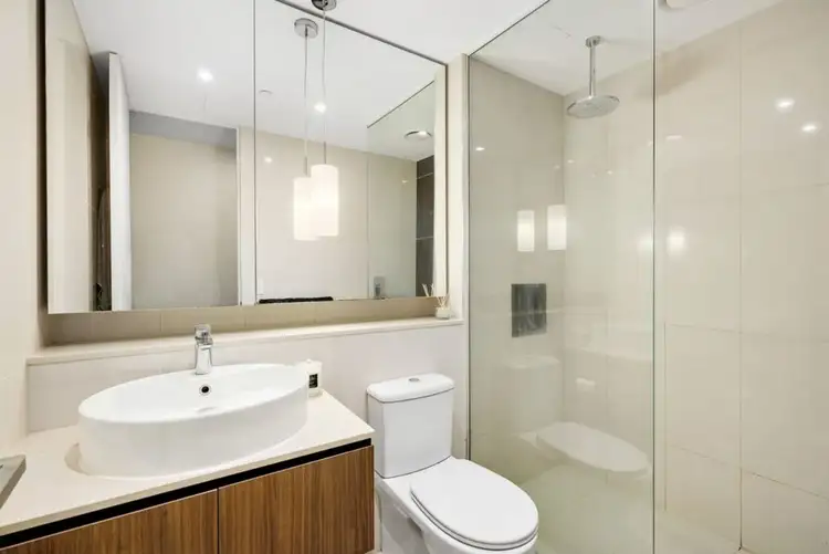Fifth view of Homely unit listing, UNIT 109/227 TOORAK ROAD, South Yarra VIC 3141