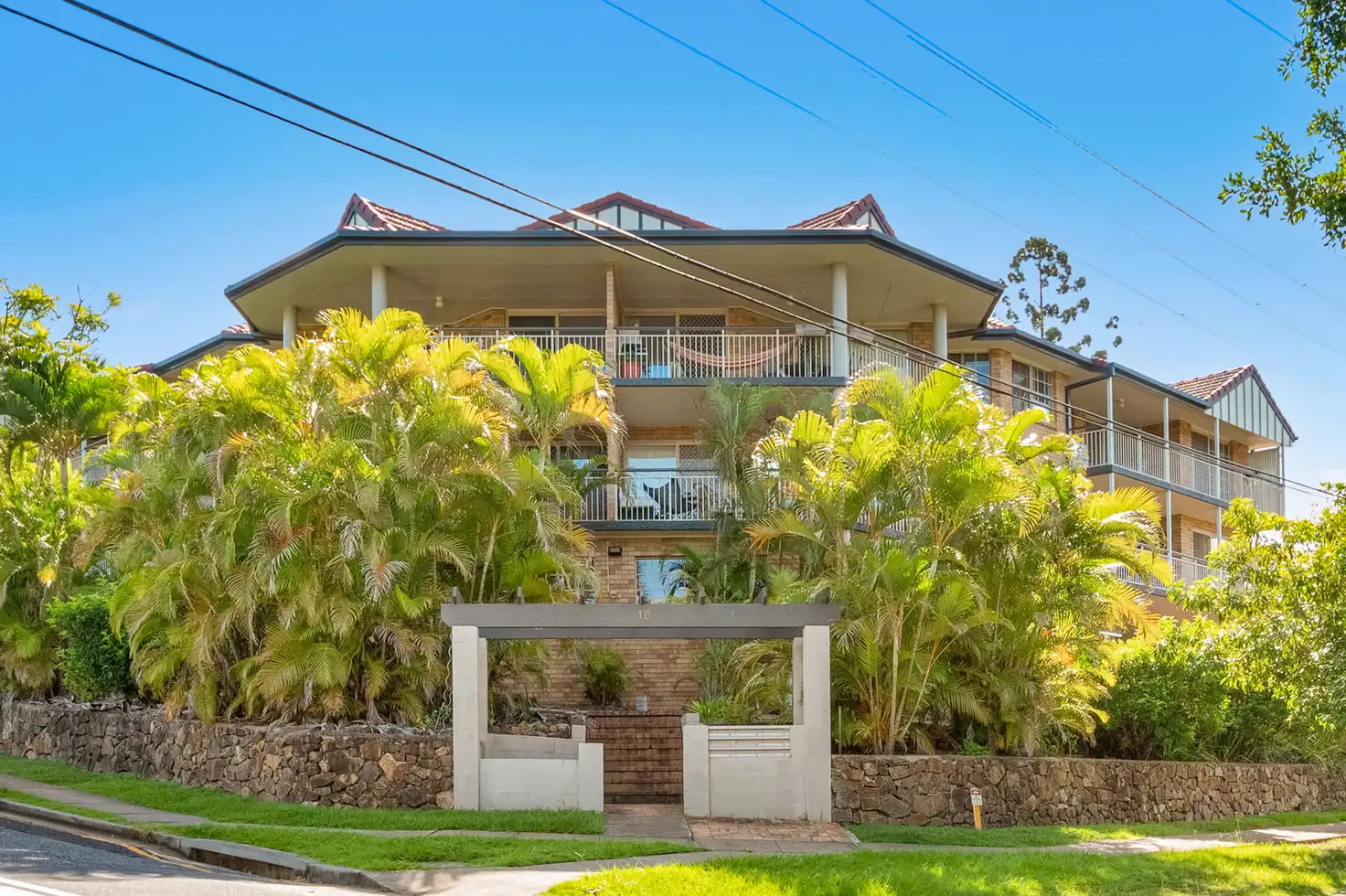 Main view of Homely apartment listing, UNIT 1/18 PARK AVENUE, Auchenflower QLD 4066