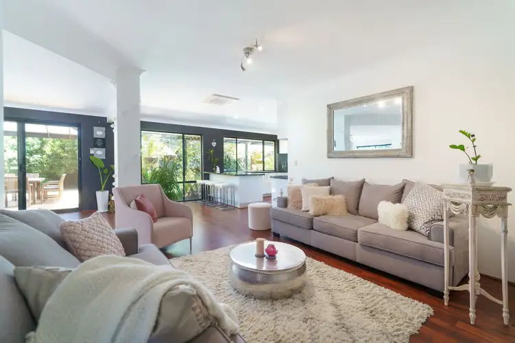 12 MILFORD GREEN, Mindarie WA 6030