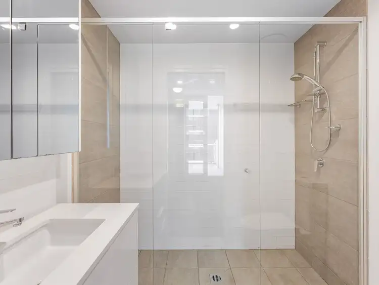 Fourth view of Homely apartment listing, UNIT 814/977 ANN STREET, Fortitude Valley QLD 4006