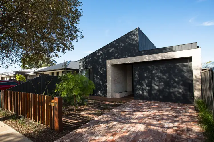 17 CAIRNS AVENUE, Warradale SA 5046