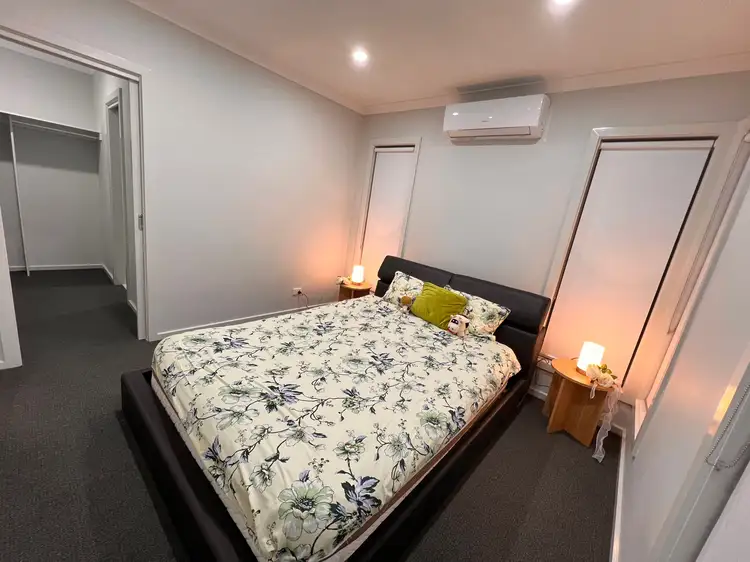 Fifth view of Homely house listing, 2 KINDEE WAY, Truganina VIC 3029